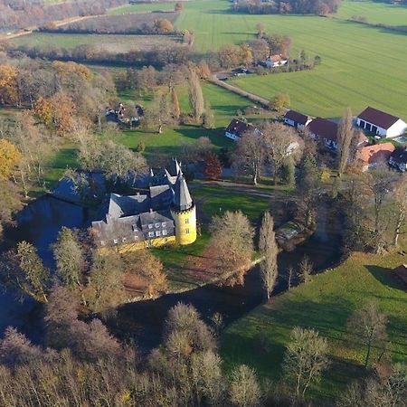 Schlosspark Hollwinkel Preußisch Oldendorf Exterior foto